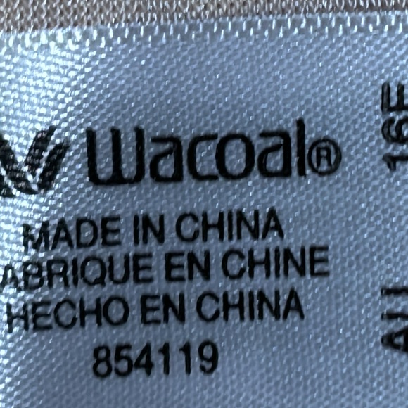 Wacoal Tan Seamless Strapless Bra with Sweetheart Neckline - Picture 12 of 16